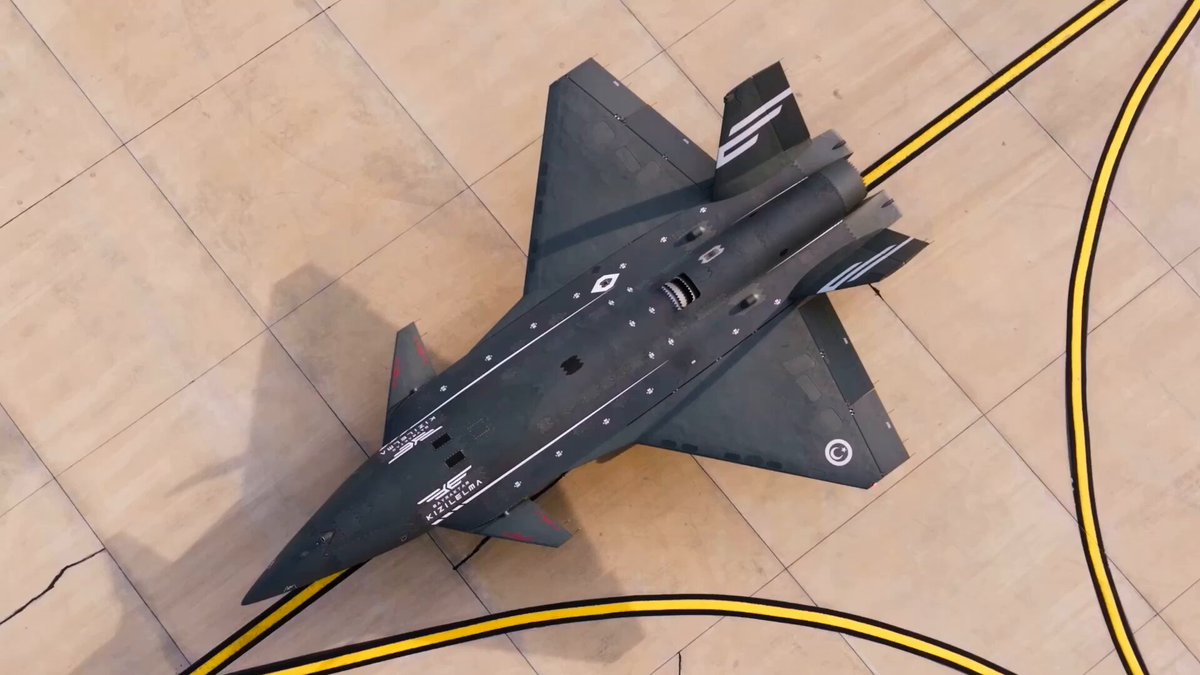 Bayraktar KIZILELMA'nın Orta İrtifa Sistem Tanımlama Testi Başarıyla Tamamlandı