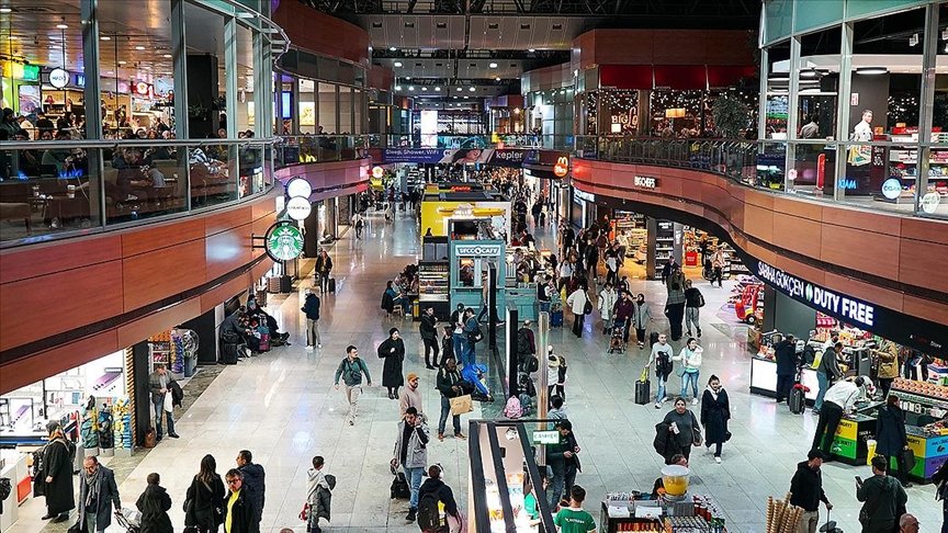 Türkiye Havalimanları 10 Ayda 211 Milyon Yolcuya Ulaştı