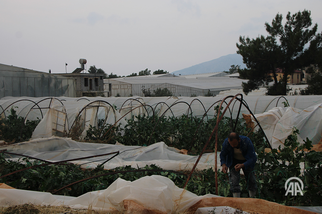 Bozyazı'da Hortum Felaketi: 30 Sera Zarar Gördü
