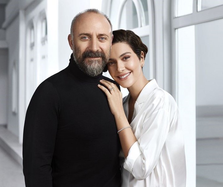 Halit Ergenç ve Bergüzar Korel'in Aşk Hikayesi: Keşkekle Başlayan Serüven