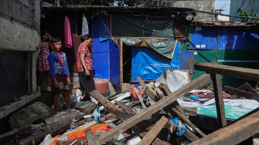 Filipinler'de Tayfun Felaketi: Kalmaegi ve Fung Wong Can Aldı