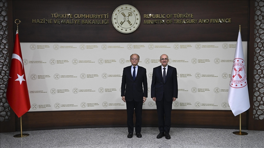 Asya Kalkınma Bankası Türkiye'ye 2025-2027 Dönemi İçin 7 Milyar Dolarlık Finansman Sağlayacak