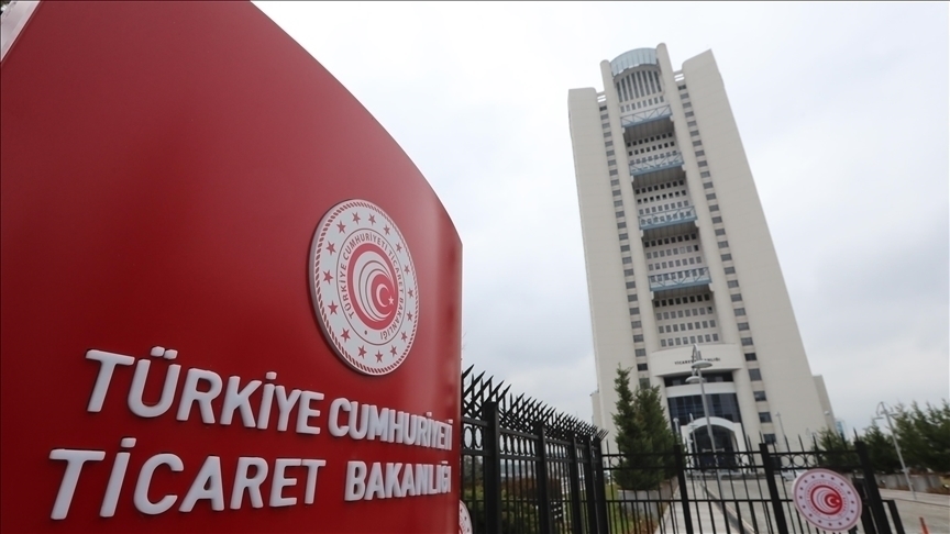Ticaret Bakanlığı, Yenilenmiş Elektronik Ürün Satış Yapan Firmayı Denetliyor