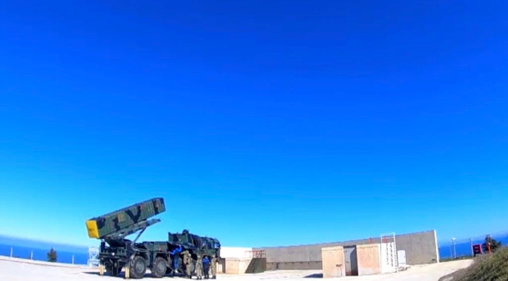 Roketsan Taktik Balistik Füze Podu Taşıma Fırlatma Aracına Yüklendi