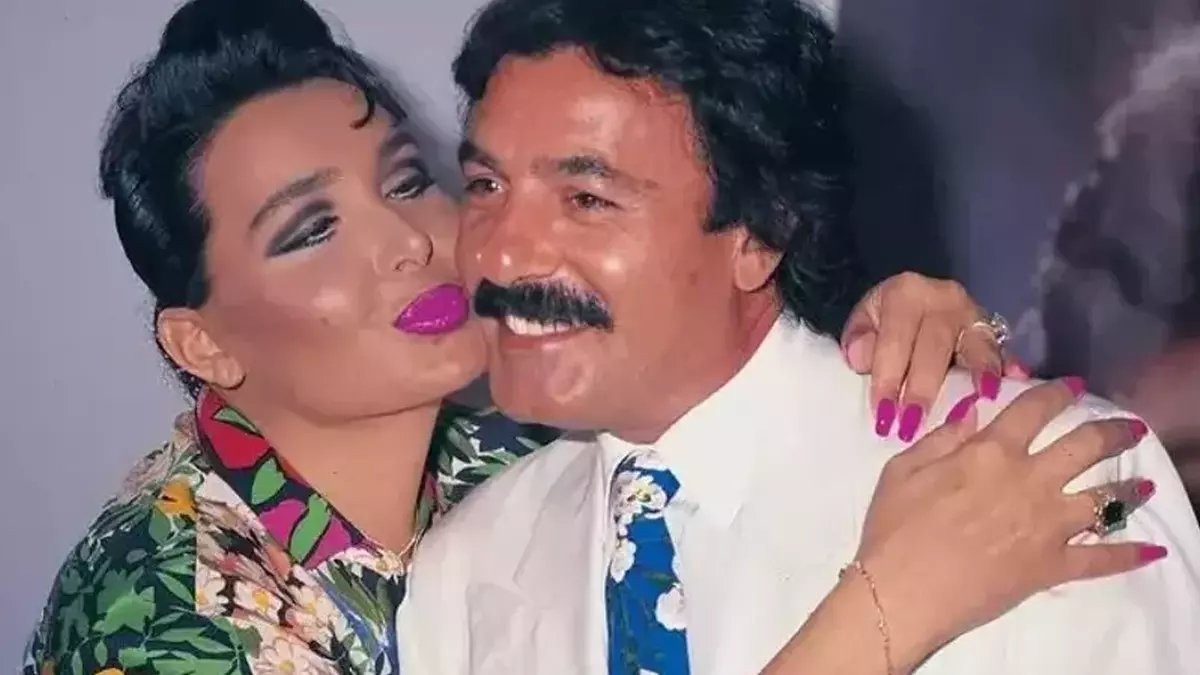 Bülent Ersoy, Ferdi Tayfur ile Marmaris'teki Benzinlik Ortaklığına Dair Açıklamada Bulundu