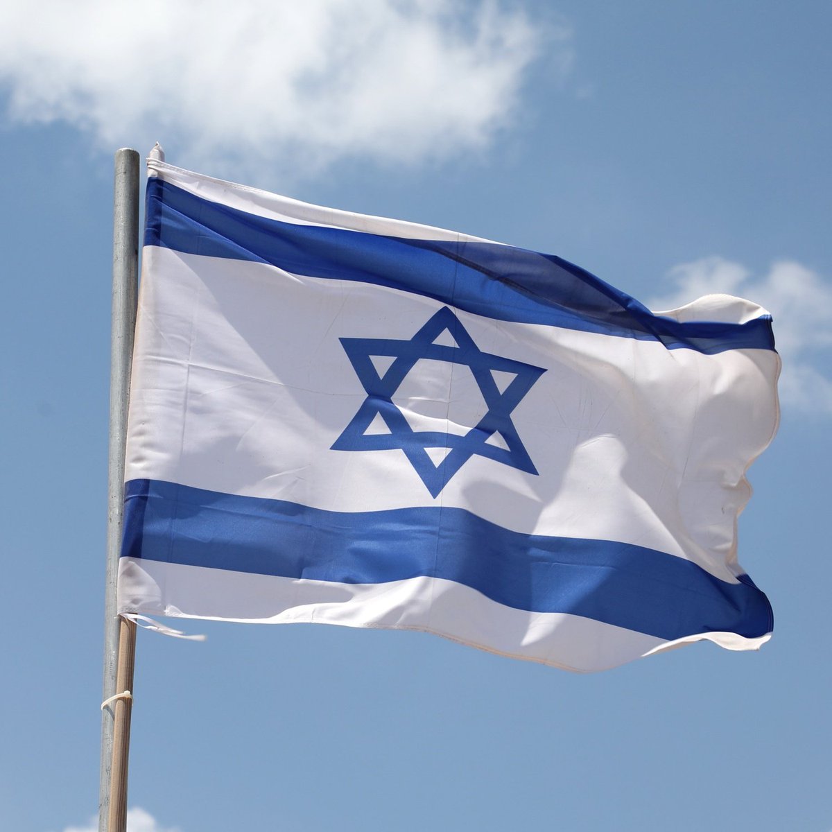 İsrailli Bakan Aileleri Gizli Bölgelere Tahliye Edildi