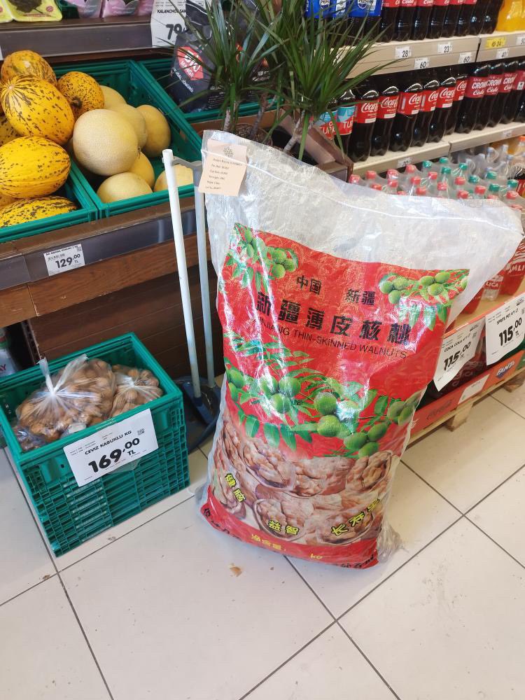 Şok Marketlerde Çin Menşeli Cevizler Tespit Edildi