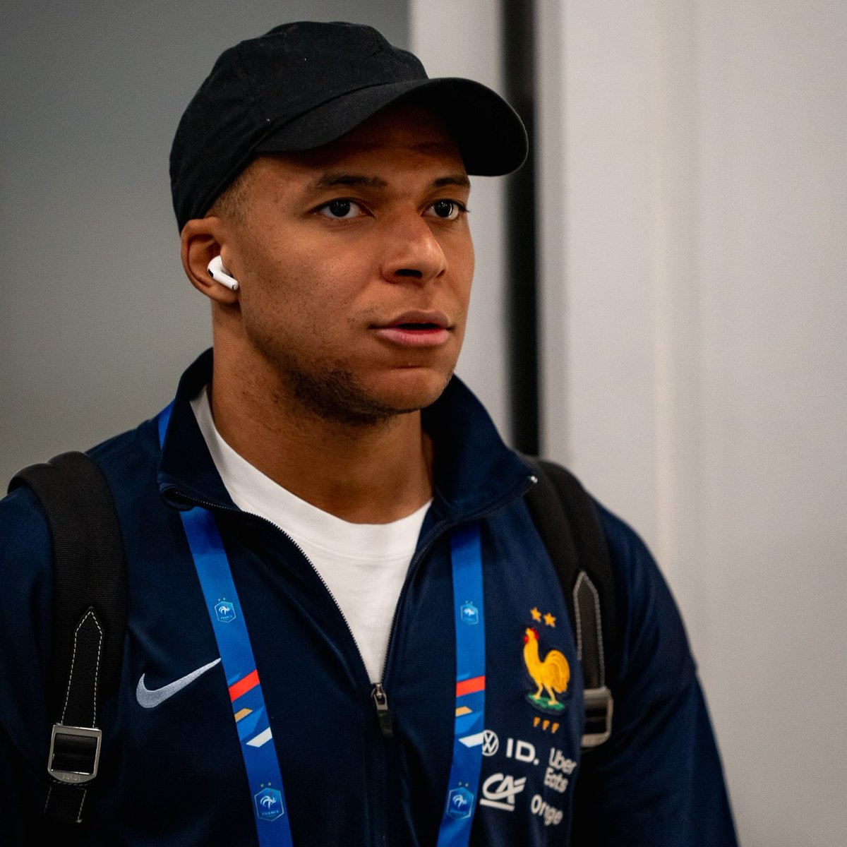 Kylian Mbappe Hastaneye Kaldırıldı: Mide ve Bağırsak Enfeksiyonu Şoku