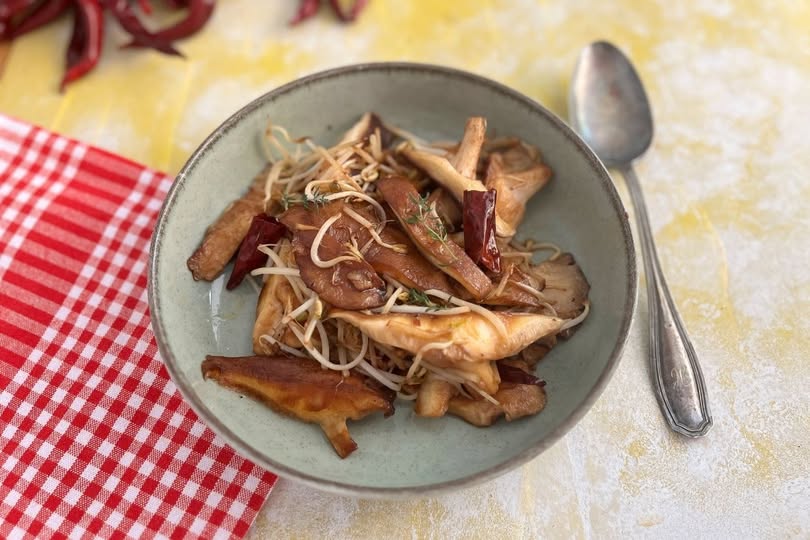 10 Dakikada Asya Lezzetleri: Shiitake Mantarı Sote Tarifi