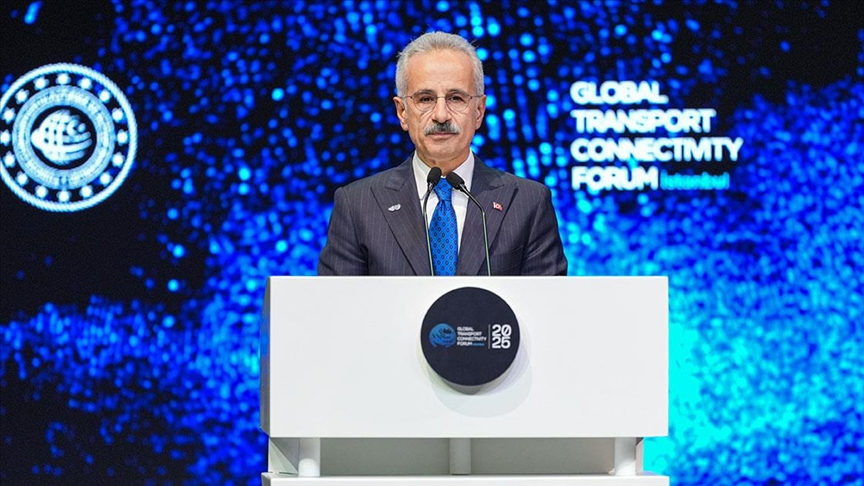 Türkiye Küresel Ticarette Merkezi Konumunu Güçlendiriyor