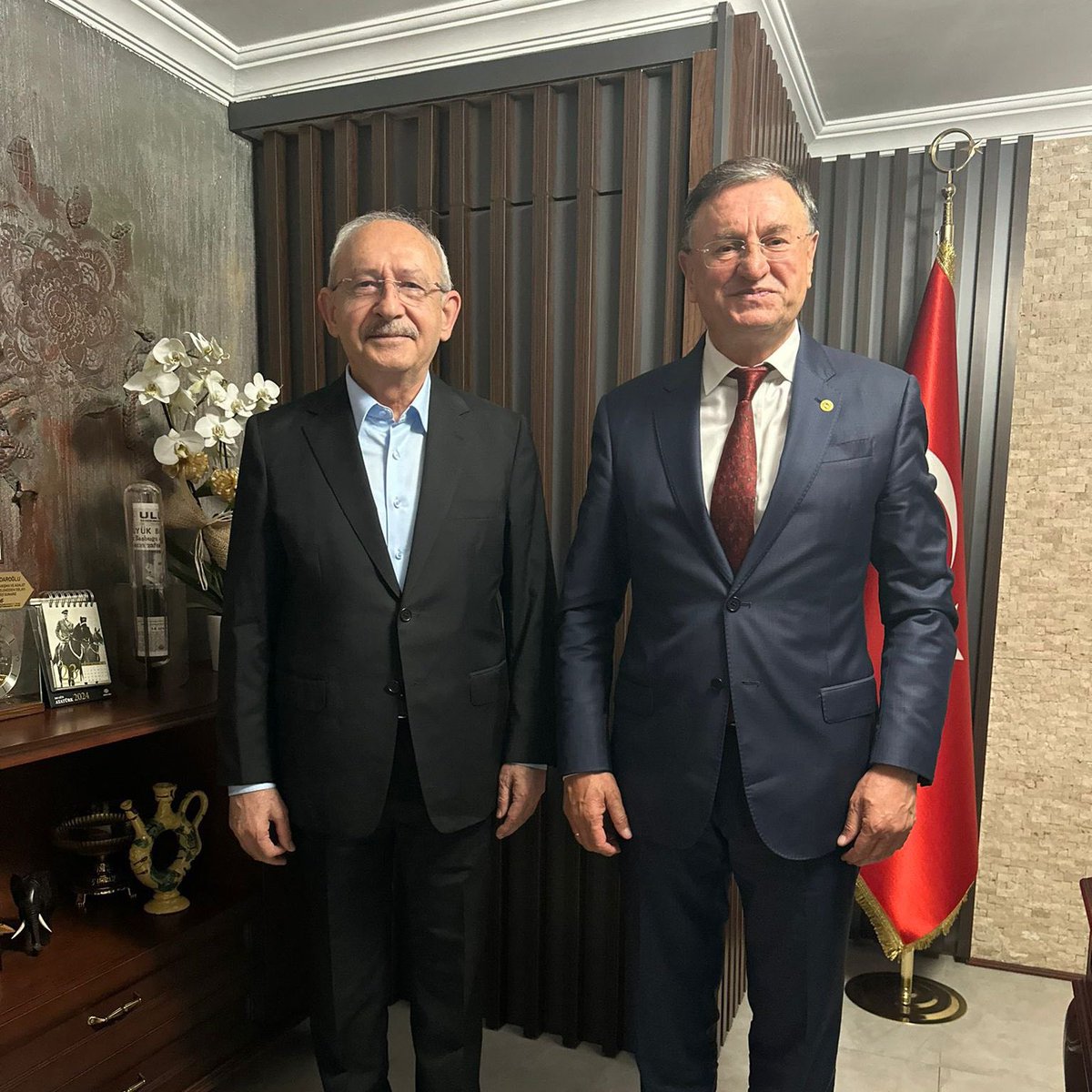 Lütfü Savaş'ın Avukatından Özgür Özel'e Görevden El Çekme Çağrısı