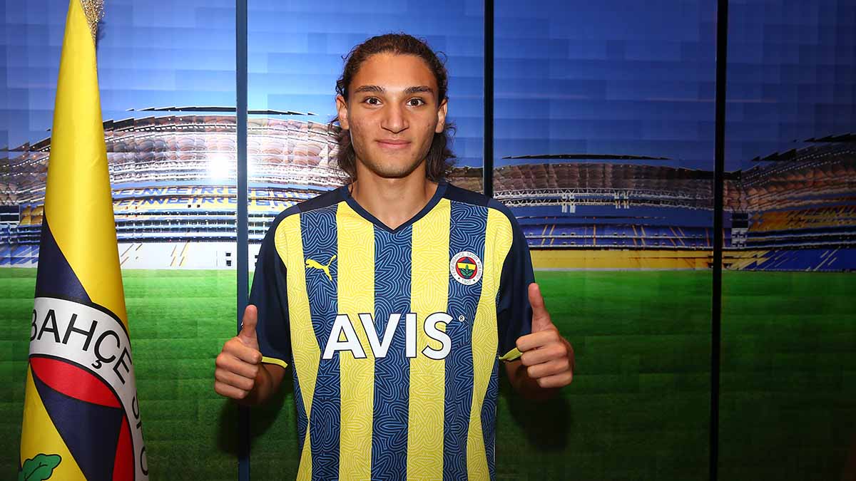 Eyüpspor, Emir Ortakaya'yı Transfer Etti: Fenerbahçe'nin Öncelikli Alım Hakkı Bulunuyor