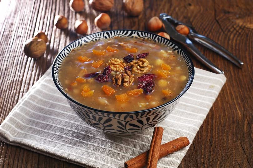 Aşurenin Kararması Önlenir mi? Aşure Neden Kararır ve Kararmayı Engelleyen Yöntemler