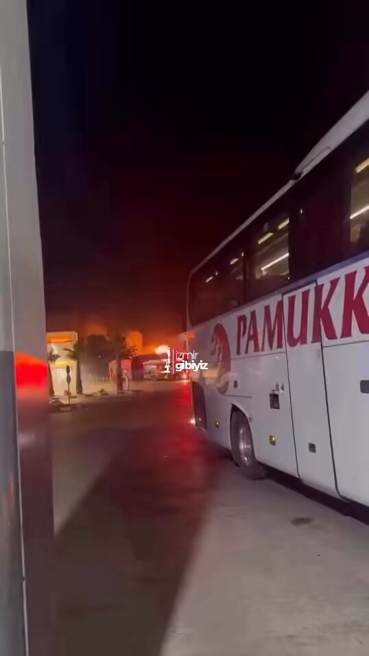 İstanbul'da Yangın Çıkaran Şahıs Gözaltına Alındı: Yakalanma Anı Görüntüleri