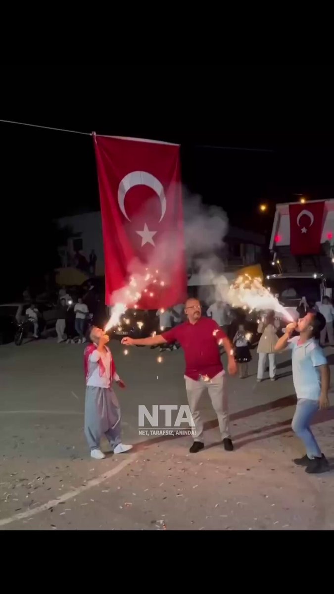 Mersin'de Asker Eğlencesinde Görüntüler Sosyal Medyayı Salladı