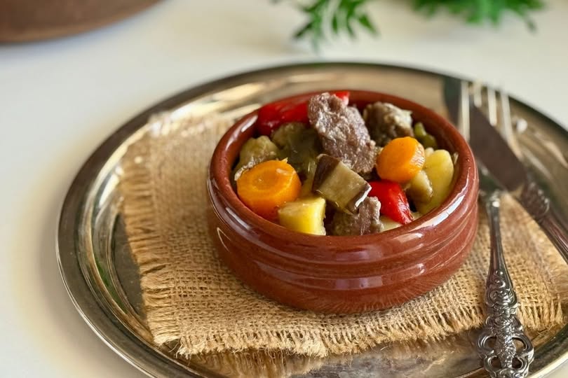 Güveçte Türlü Tarifi: Besleyici ve Lezzetli Bir Alternatif