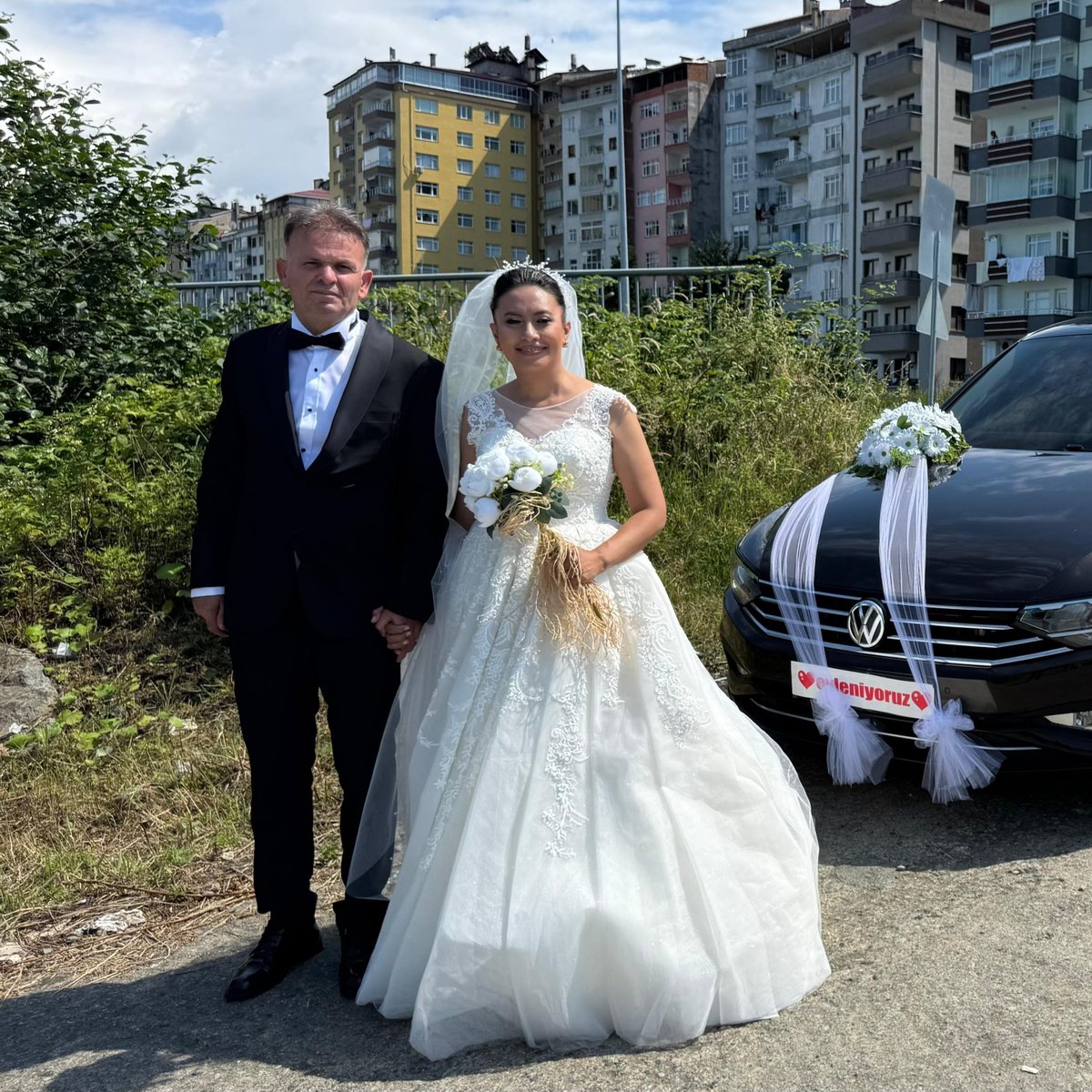 Rizeli Faruk Tibikoğlu'nun Şakası Gerçek Oldu: Endonezya'da Evlendi