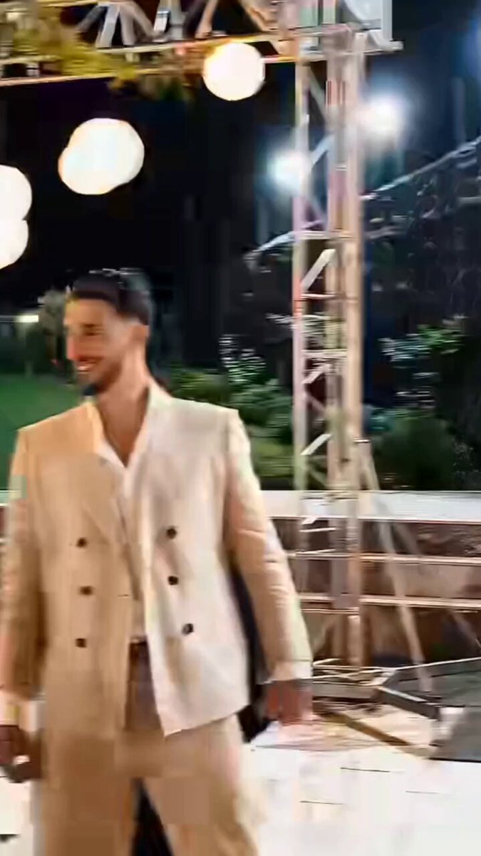 Alperen Şengün Abisinin Düğününde Çiçek Atma Seremonisinde Blok Yaptı