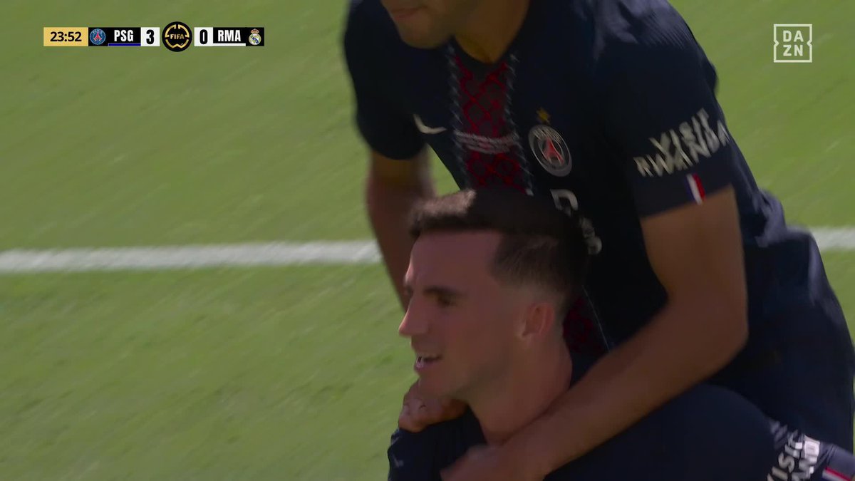 PSG, Real Madrid'i 24 Dakikada 3 Golle Sarsıtı