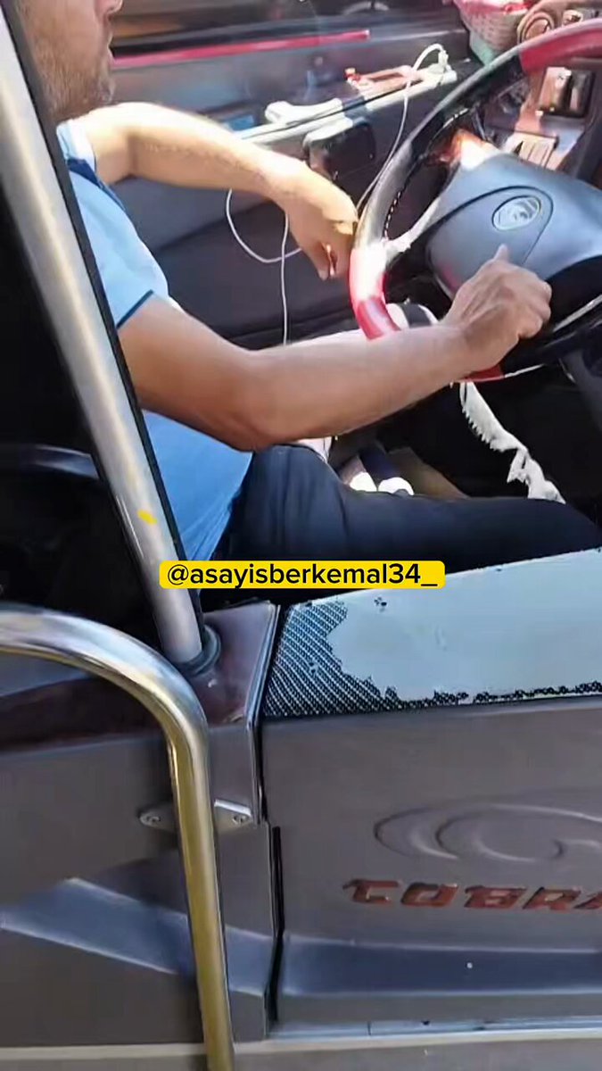 İETT Şoförü Sigara İçerken Uyarılan Yolcuyu Araçtan İndirdi