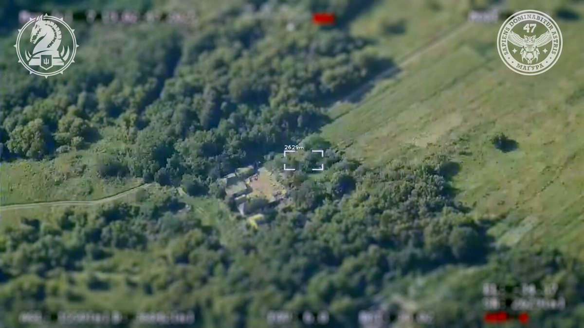 Ukrayna, Rus Drone Üssünü Hassas Bombalarla Vurdu