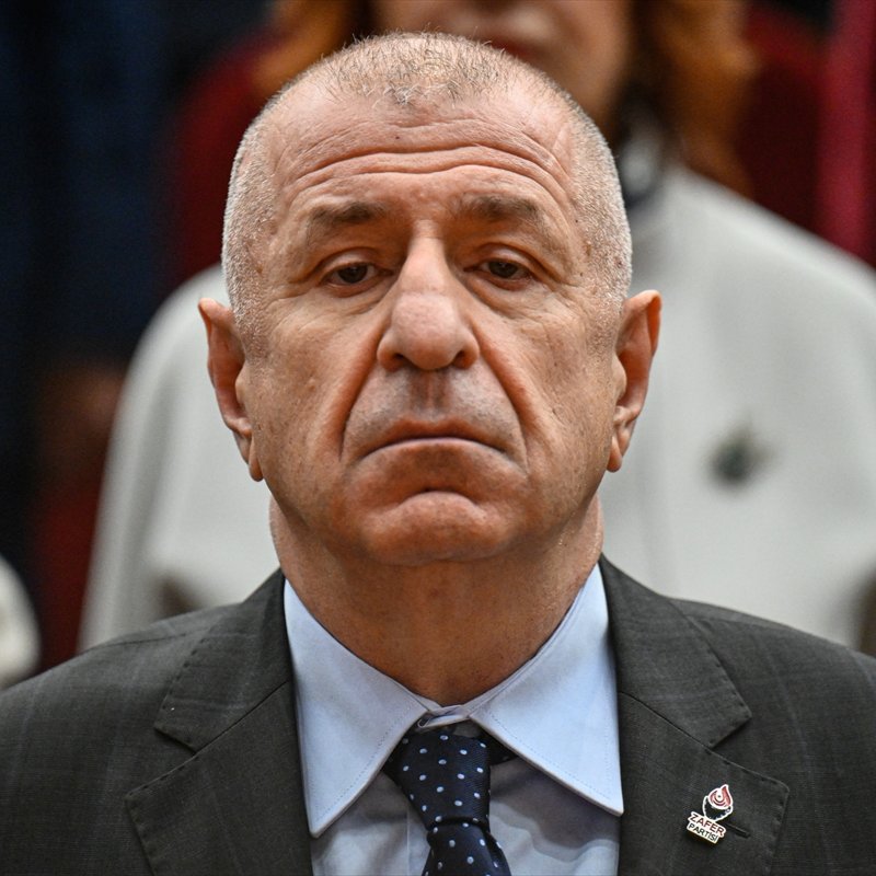 Ümit Özdağ: 30 Kalaşnikof Yakmakla Terör Sona Ermez, KCK'nın Alt Kolları Silah Bırakmadı