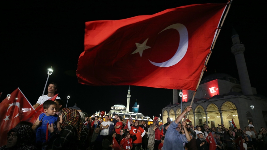 Ekonomi Bakanları 15 Temmuz Demokrasi ve Milli Birlik Günü'nü Mesajlarla Kutladı