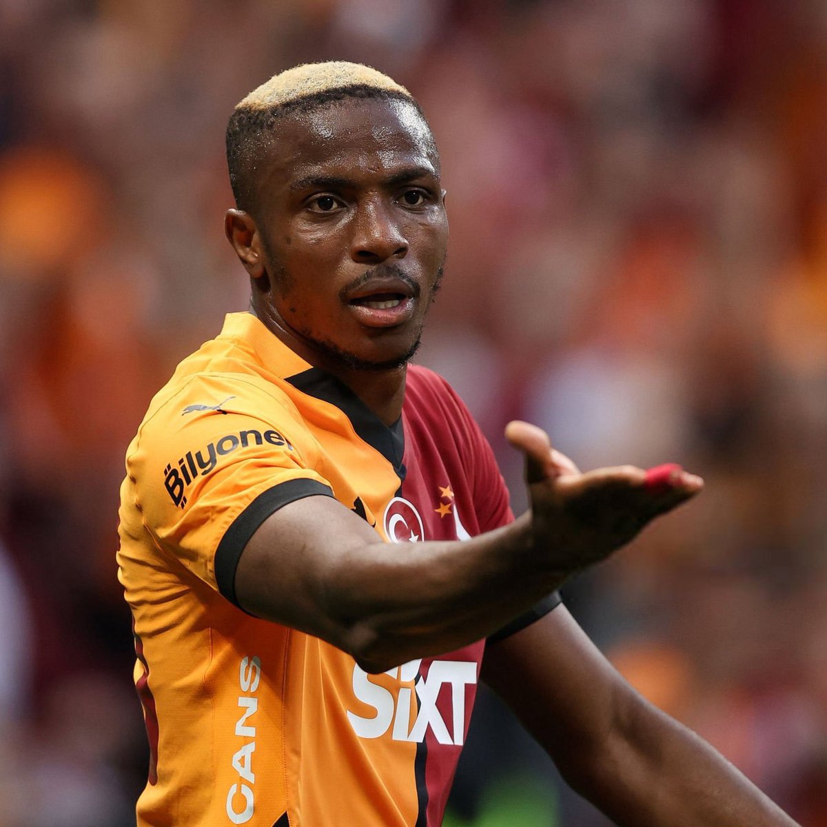 Galatasaray'dan Napoli'ye Yeni Transfer Teklifi: Teminat ve Taksitlendirme Detayları