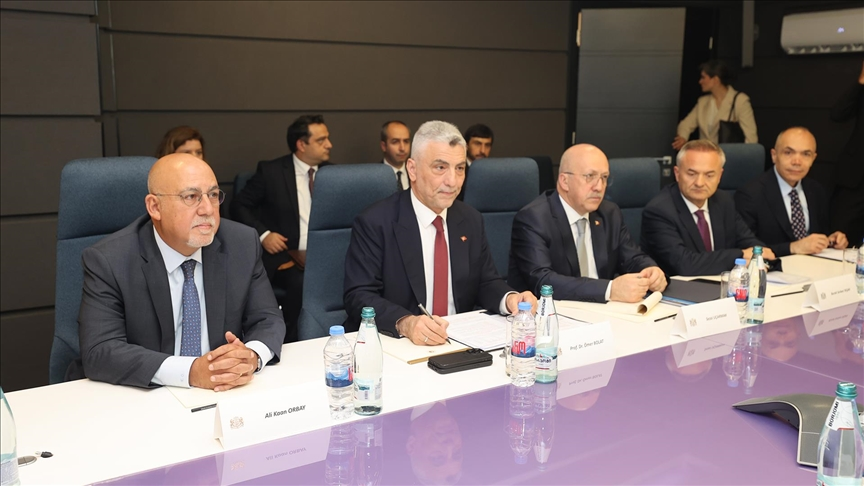 Ticaret Bakanı Bolat, Gürcistan'da Ekonomi Bakanlarıyla Görüşüldü