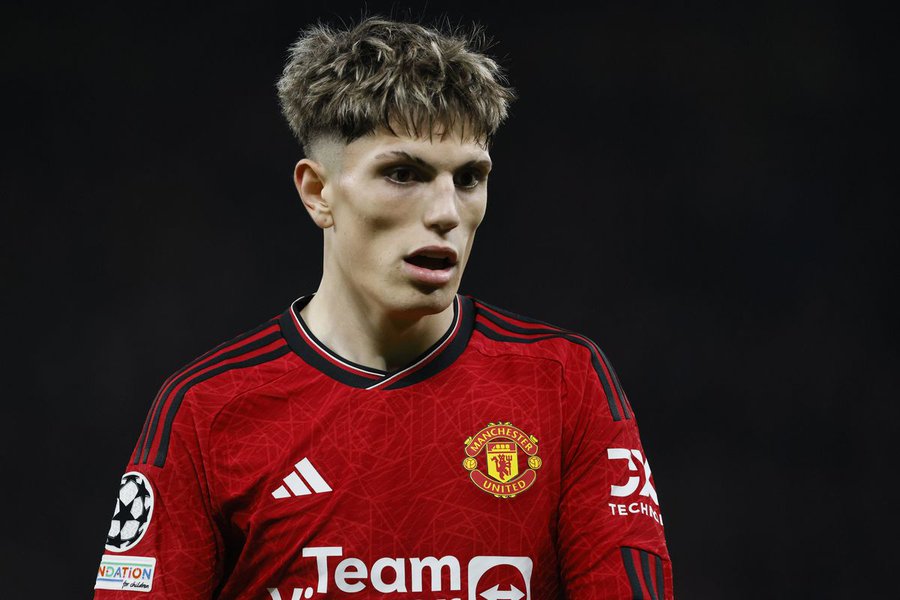 Aston Villa, Alejandro Garnacho'yu Transfer Etmek İçin Harekete Geçti