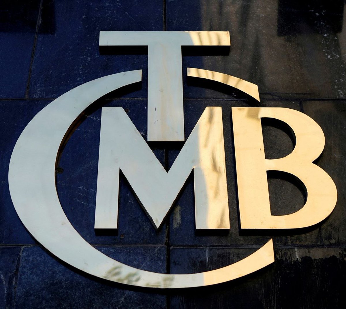 Merkez Bankası Faiz İndirimi Kararı: Politika Faizi 43'e Düştü