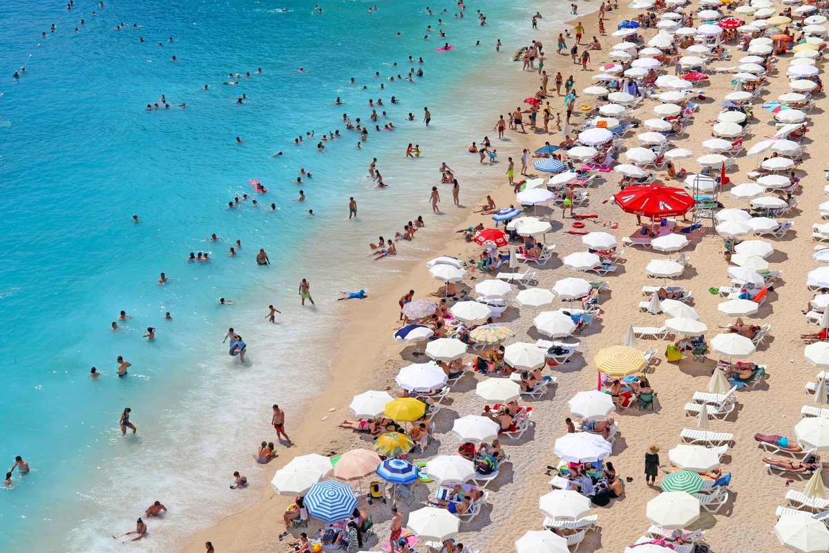 Türkiye Turizminde Rekor: 2025'in İlk Yarısında 26 Milyon Turist Ziyareti