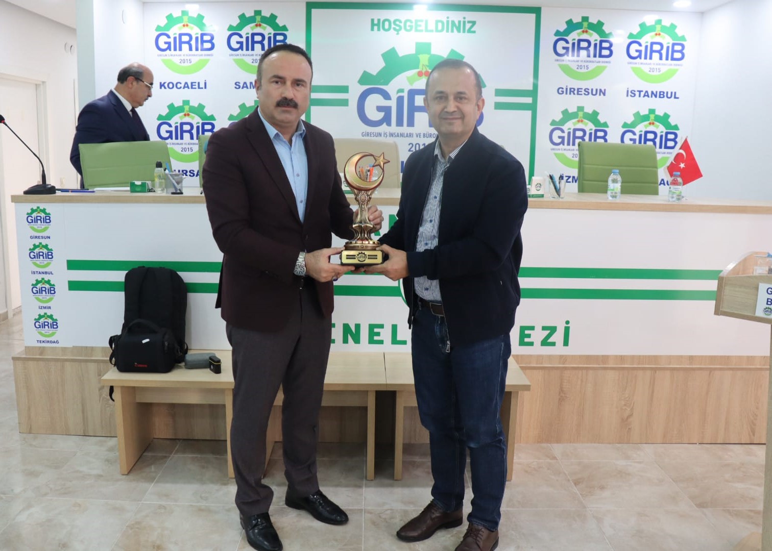 GİRİB’den Onur Ödülü: Yaşar Çakmak’a Anlamlı Takdir