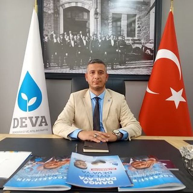 DEVA Partisi Kocaeli İl Başkanlığı’nda Görev Değişimi