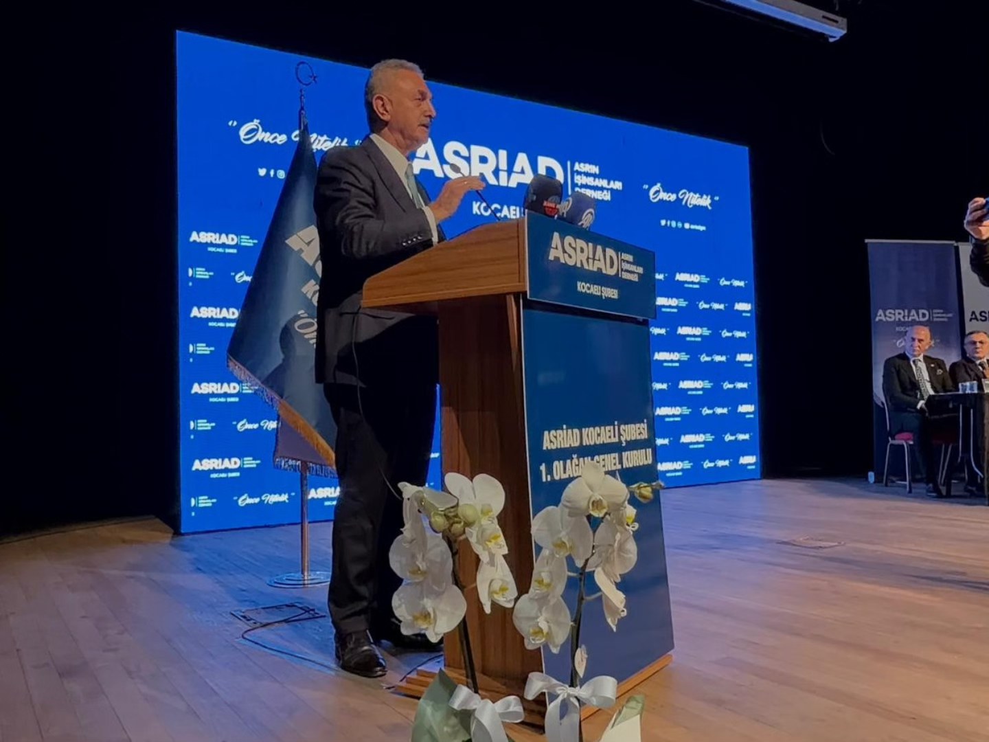 ASRİAD Kocaeli Kongresinde CHP Milletvekili Nail Çiler’den Birlik ve Ekonomi Vurgusu: “Kocaeli Üreten, Türkiye’yi Ayakta Tutan Bir Şehirdir