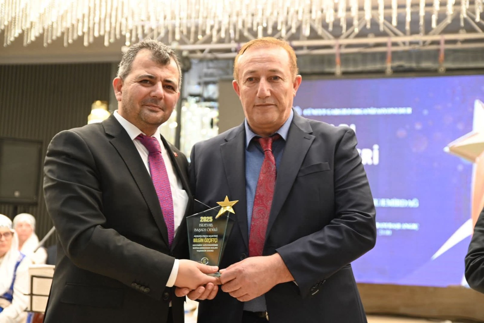 Emirdağ’da 2025 Bireysel Başarı Ödülleri Sahiplerini Buldu