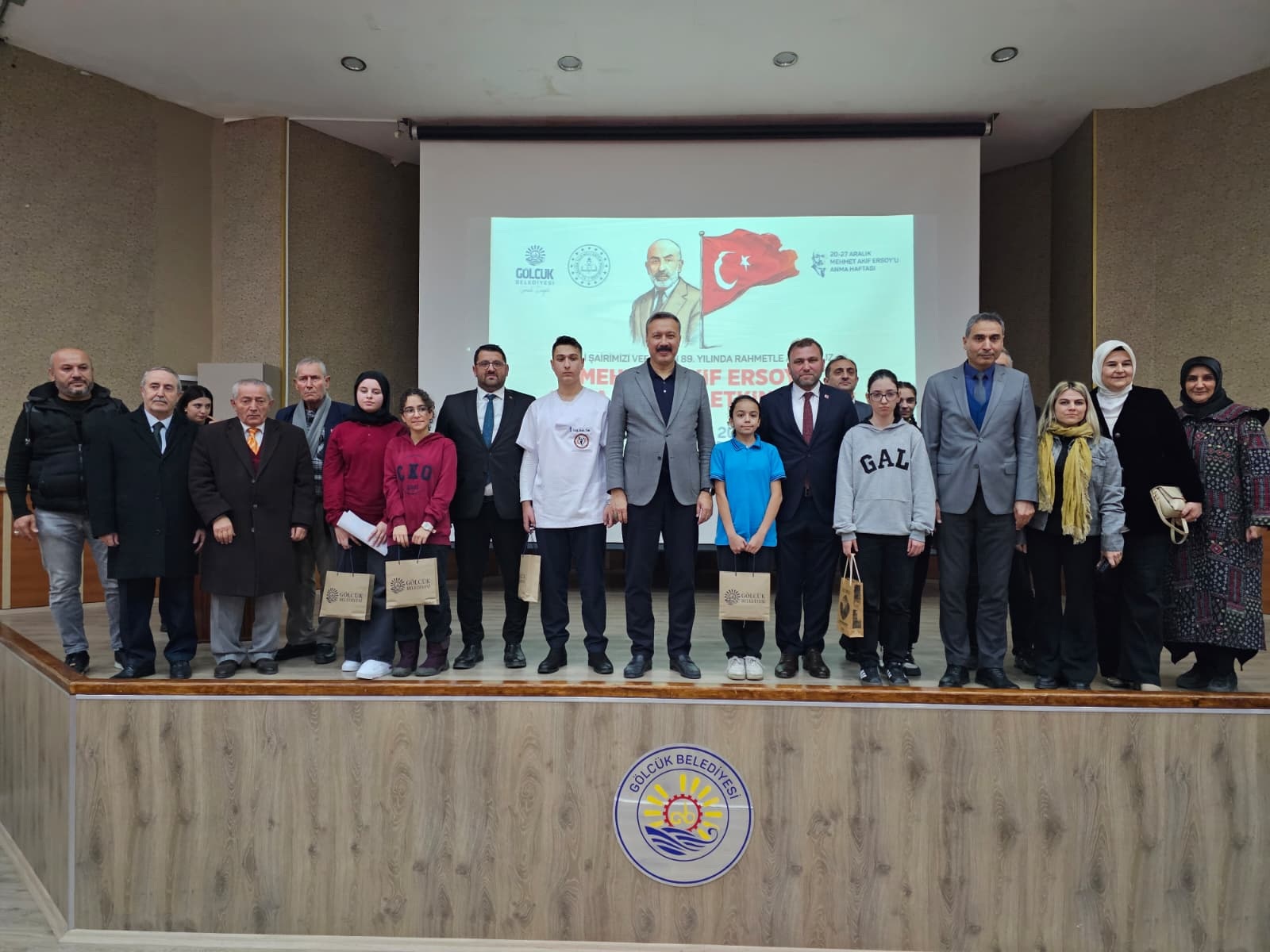 Mehmet Akif Ersoy Vefatının 89. Yılında Gölcük’te Saygıyla Anıldı