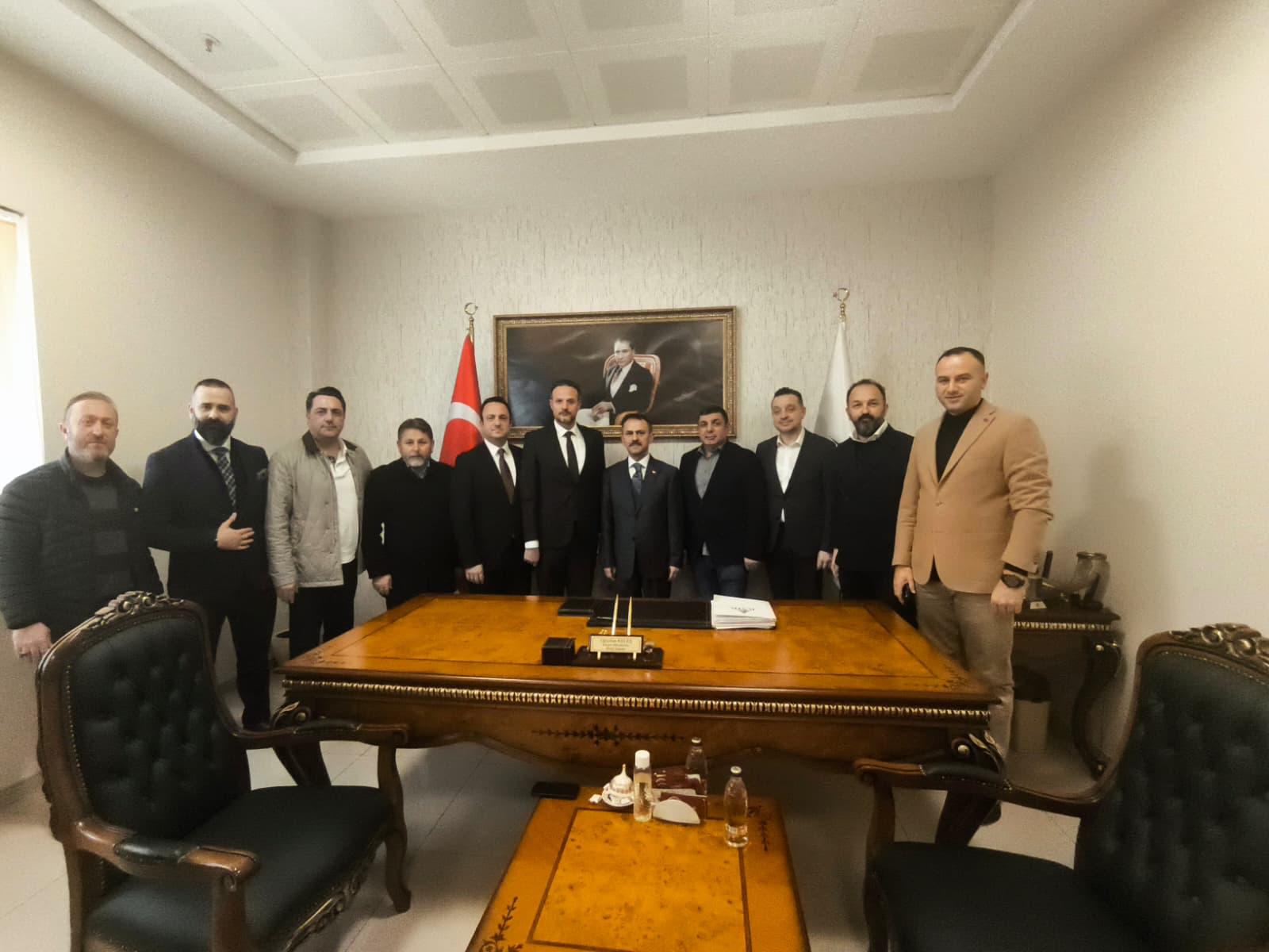 Vali İlhami Aktaş’tan Kocaeli Müteahhitler Birliği’ne Ziyaret