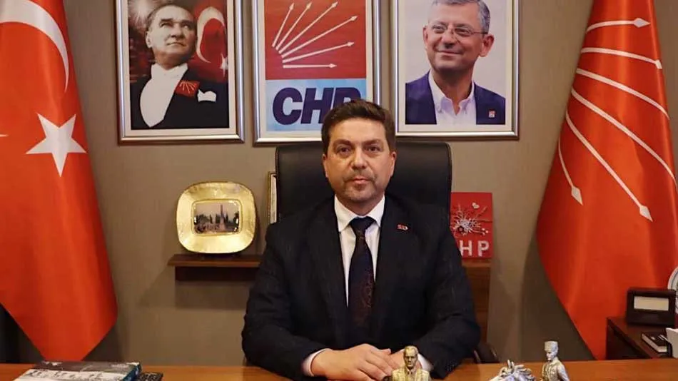 CHP Kocaeli İl Başkanı Bülent Sarı'dan Tahir Büyükakın'a Sert Tepki